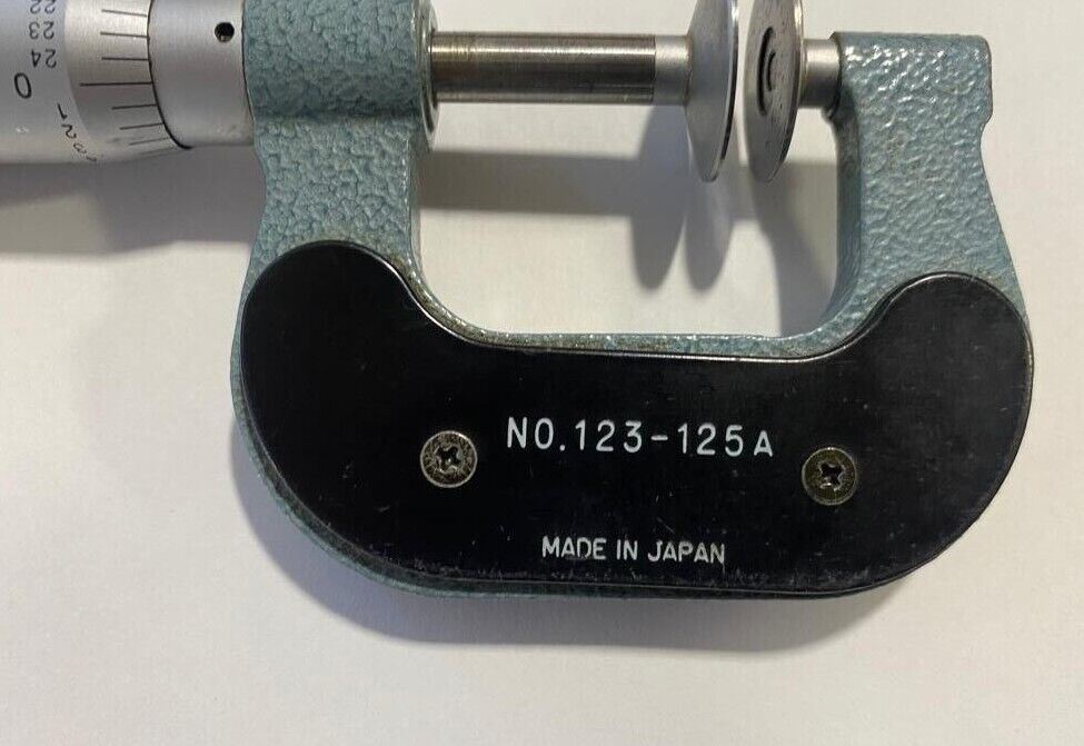 MITUTOYO No 123-125A .001