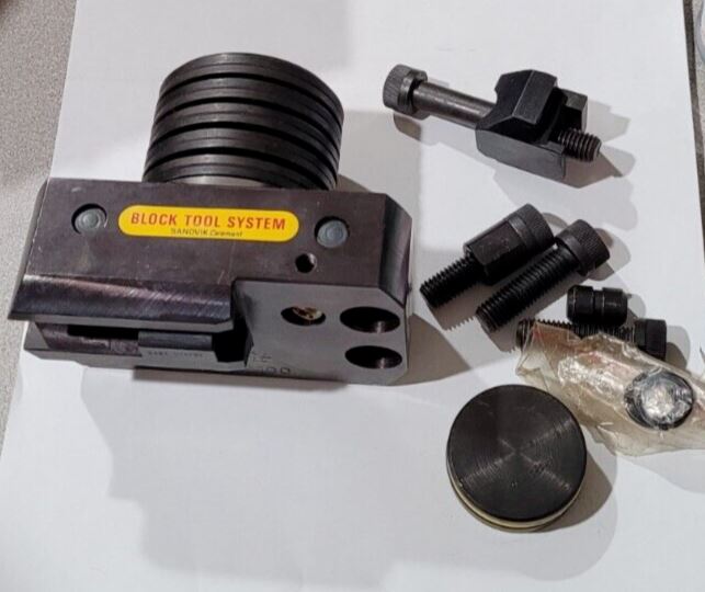 Sandvik Coromant Block Tool System BT32-LCE-2100 with Pre-loaded Spring New