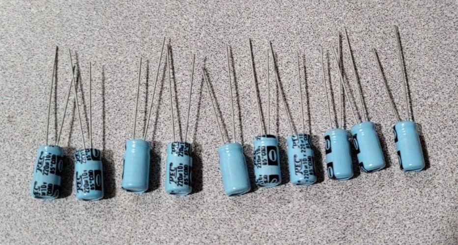 New Lot of 10 Pcs REC Radial Type Electrolytic Capacitors 220uF 10V