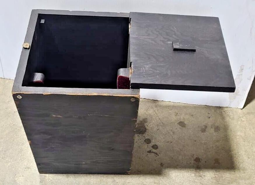 American Optical Instrument Spencer Microscope 2655 AO Comes with a box