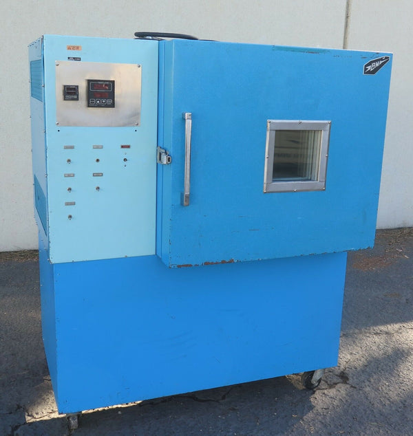 BMA MDL. TM-8C ENVIRONMENTAL CHAMBER S/N 0857
