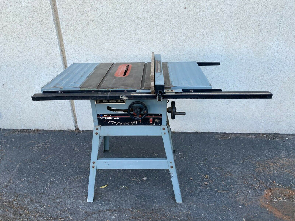 DELTA Model 36-600 10 Inch Table Saw WoodWorking Machine