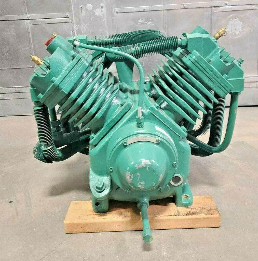 SPEEDAIRE M2086 2-Stage Pressure Lubricated Air Compressor Pump Oil Capacity