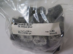 3M Scotch-Brite 02684 Gener2A Med 1 x 1 x 3/16 M.O.S. 25100 rpm Qty 50 Brand New