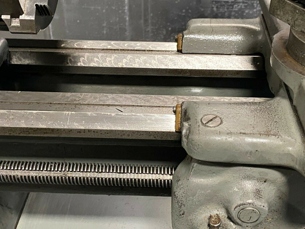 10 x 22 South Band Precision Lathe Lots of Tooling Milling Attachment 1 Phase