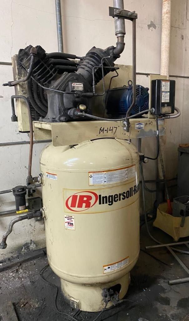 Ingersoll Rand 2545 2545K10 Electric Air Compressor Industrial 10 HP With Dryer