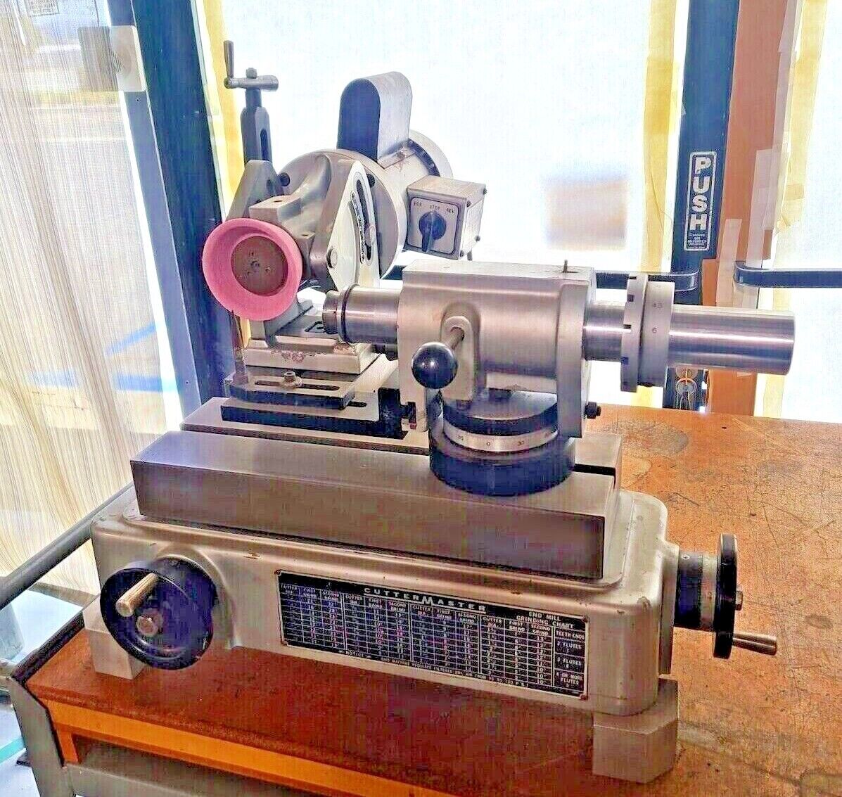 Cutter Master FCG 30 Tool Grinder End Mill Sharpener 5C Collets Diamon