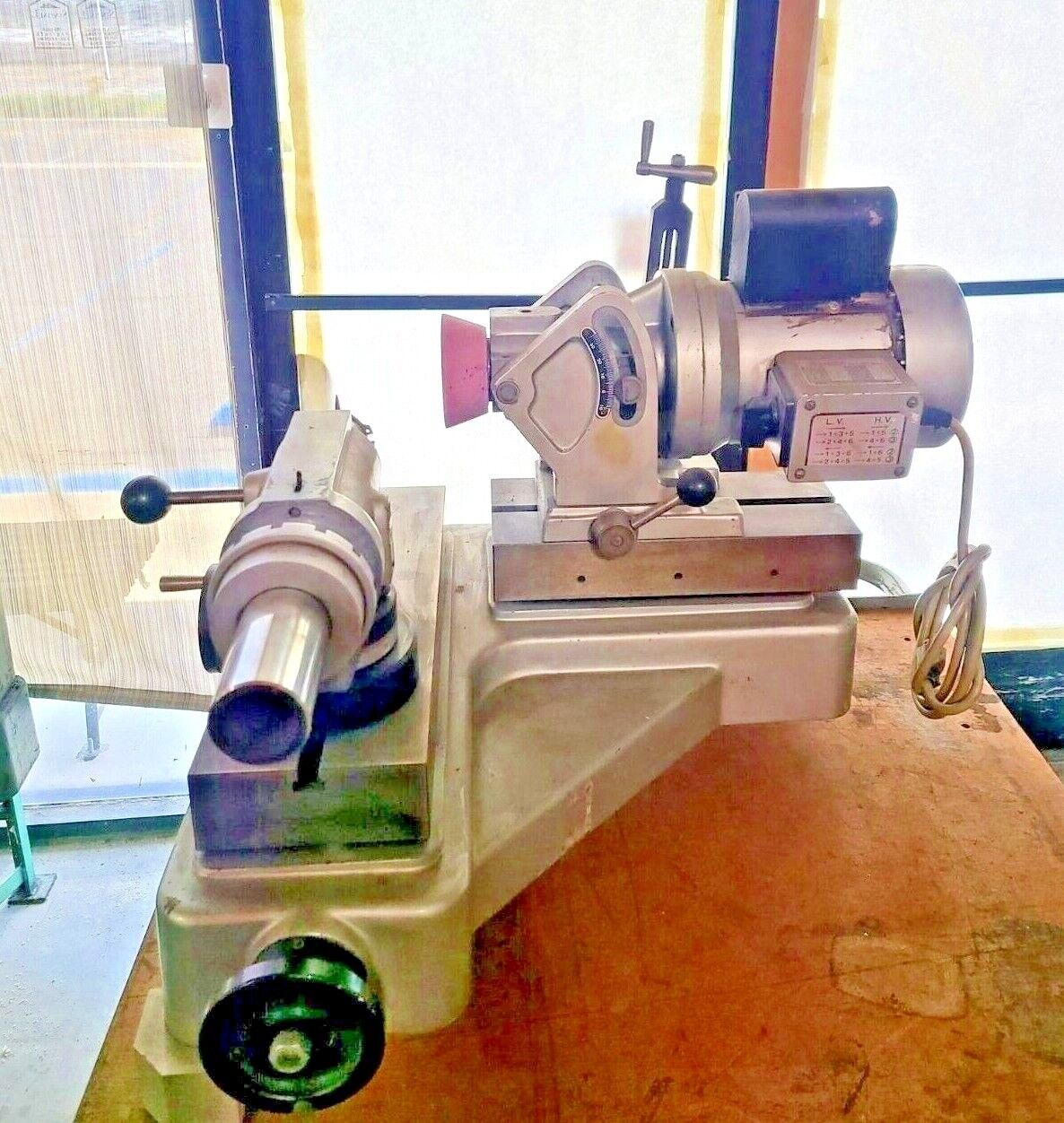 Cutter Master FCG 30 Tool Grinder End Mill Sharpener 5C Collets Diamon