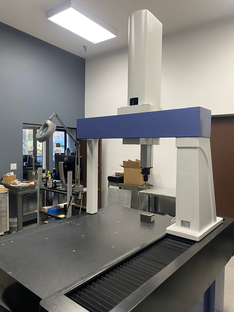 2009 MITUTOYO CMM Crysta-Plus M7106 Model 196-352 Coordinate Measuring Machine