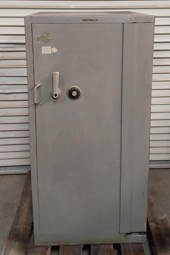 Safe Class C Fire Proof Class T20 Burglary Gun Vintage Made in USA