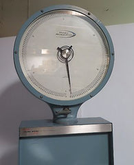 HOWE SCALE CO. PATENTED 1870 GENERAL STORE GRAIN SCALE! For Sale