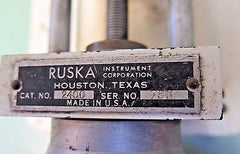 Ruska Model 2400 Dead Weight Gage Tester 16,000 PSI