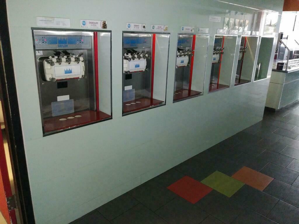 Lot of 5 Taylor 794 33 Water Cooled Soft Serve Ice Cream Frozen Yogurt Machines