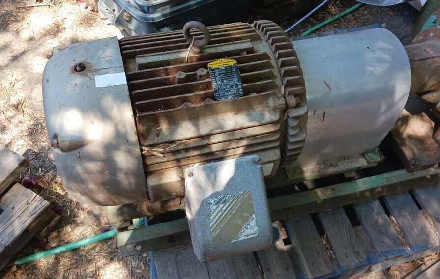 BALDOR Super-E Motor 40 HP Cat. No EM4110T Frame 324T 1775 RPM Made in USA