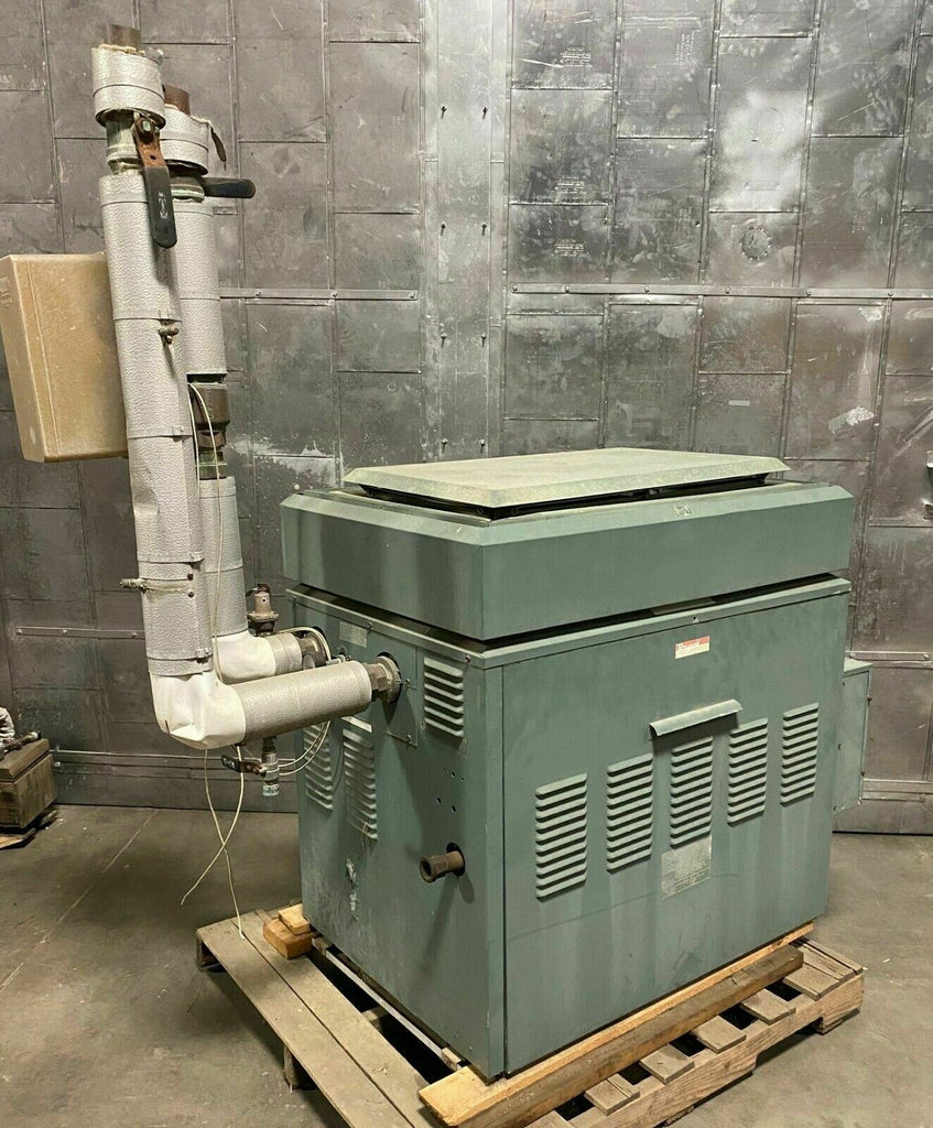 RAYPAK Gas Hot Water Boiler 160 PSI 726,000 BTU Model H1-0724 Indoor Or Outdoor
