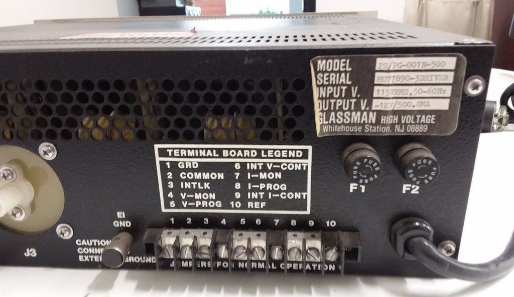 LEYBOLD HERAEUS PENINGVAC PM 310 Vacuum Controller Gauge PS/PG-001N-500