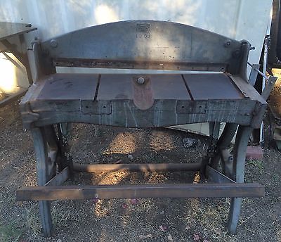 PECK STOW & WILCOX 36" Vintage Shear Cast Iron Antique Machine Legs Steam Punk