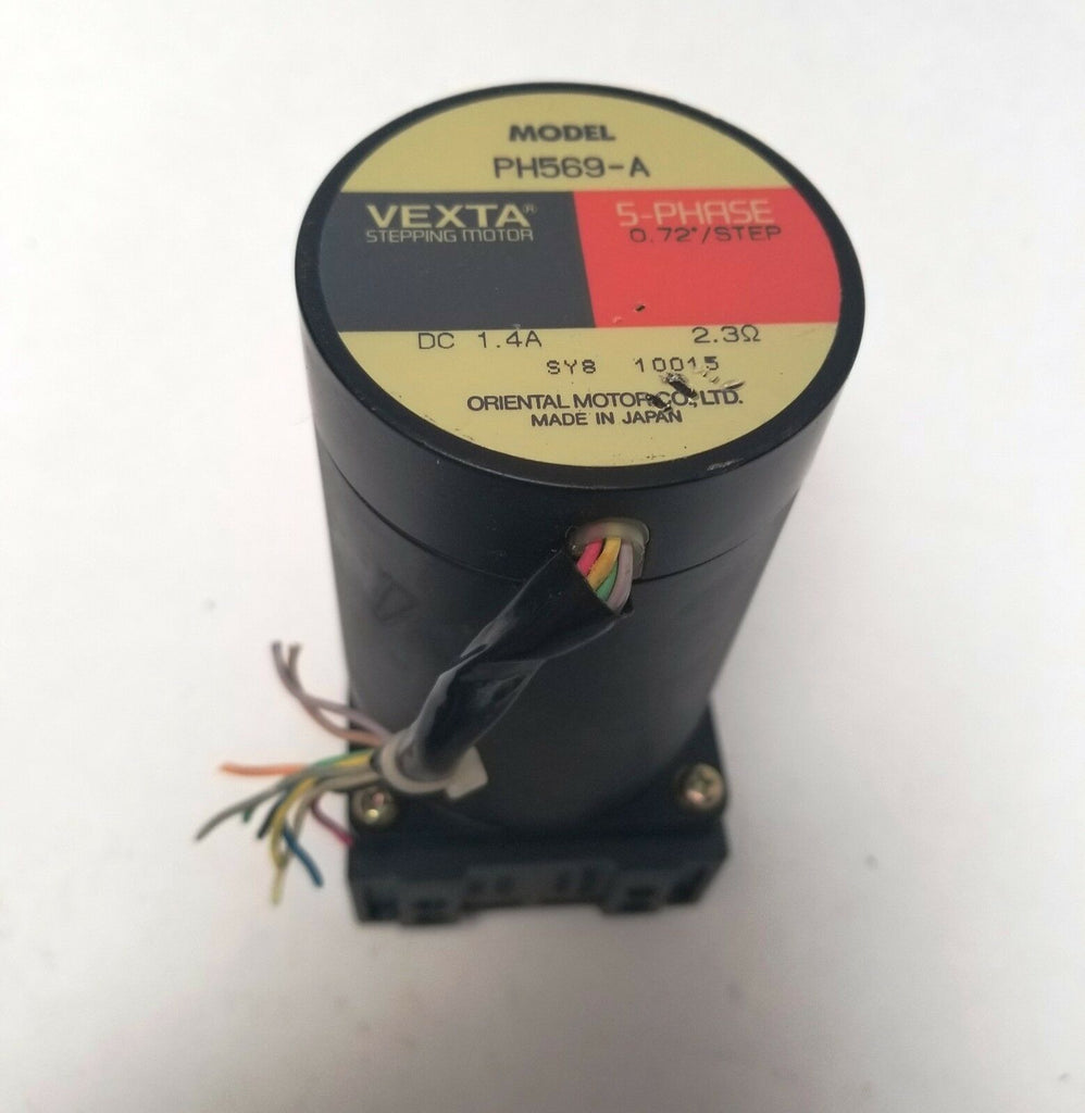 Vexta Stepping Motor 5 Phase .72°/Step PH569-A DC 1.4A 2.3Ω Oriental Motor