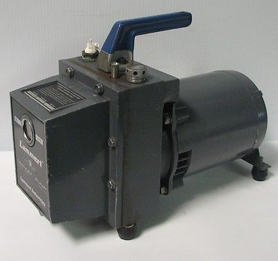 LAMMERT Induestries Vacuum Pump 10302-250 10777 220 Volts 10302