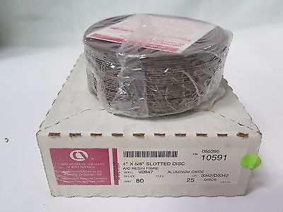 Carborundum Abrasives 4 x 5/8" A/O Resin Fiber Slotted Disc 10591 Grit 80 Qty 25