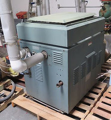 RAYPAK Gas Hot Water Boiler 160 PSI 726,000 BTU Model H1-0724 Indoor Or Outdoor