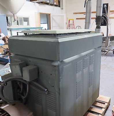 RAYPAK Gas Hot Water Boiler 160 PSI 726,000 BTU Model H1-0724 Indoor Or Outdoor